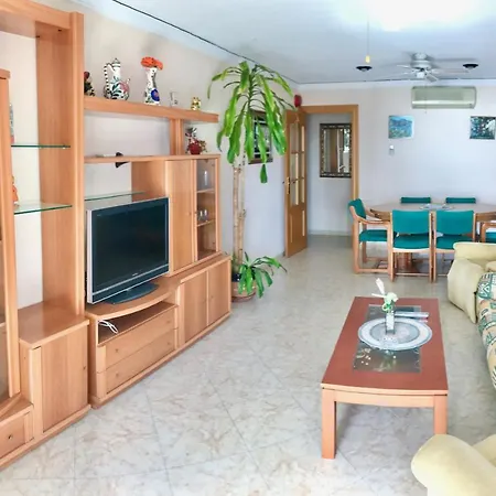 Front Al Mar Apartment *